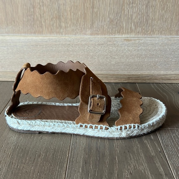 CHLOÉ
Lauren scalloped suede espadrille sandals - Picture 4 of 4